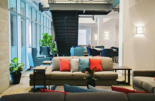 Downtown Hôtel | Hilton Garden Inn Fredericton