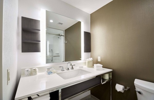 Town of North Hempstead Hôtel | Hilton Garden Inn Roslyn
