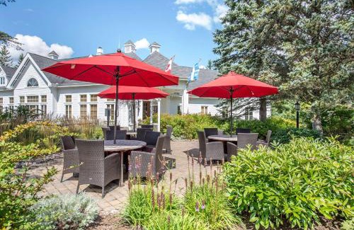 Mont-Tremblant Station Balnéaire | Hilton Grand Vacations Club Tremblant Canada