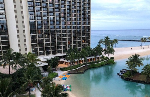 Waikiki Villa | Hilton Hawaiian Village, Lagoon Tower by Hilton Grand Vacations Club 1 bedroom