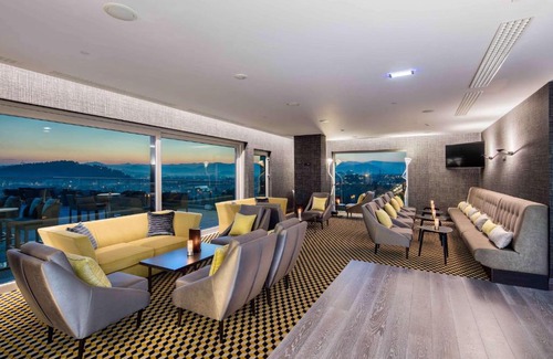 Downtown Hôtel | Hilton Podgorica Crna Gora