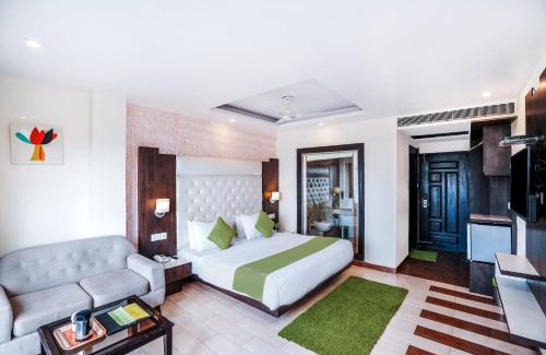 Shimla Hôtel | Himalayan Mountain and Valley View - Garden with bonefire - Ample Parking - Luxury Balcony rooms -by Aachman Stays! Mashobra