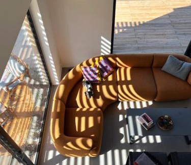 Hessenburg Maison | Himmel & Holz