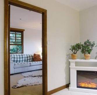 Broughton Village Maison | Hinterland Retreat on 30 acres - Sleeps 6