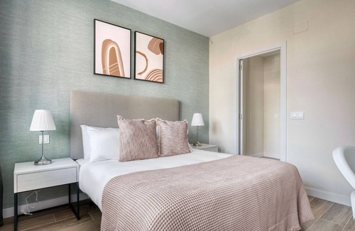 Hispanoamerica Appartement | Hip Bernabéu Studio w/ Doorman, nr Real Madrid Stadium, by Blueground