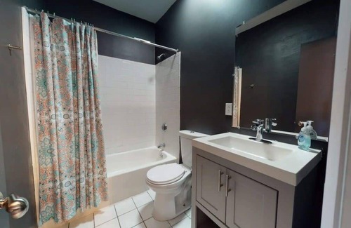 Bay Village Appartement | Hip & Chic Studio Awaits Your Stay!