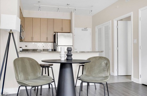 Mount Vernon Square Appartement | Hip Mount Vernon 1BR w/ Pool & Gym, walk to Smithsonian, by Blueground