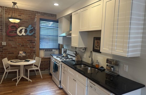 Baker Maison | Les hanches. Broadway 2 BR Historic Denver, cour privée