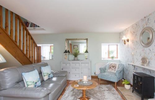 Tunstall Maison | Hippo's Rest