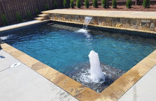 Powder Springs Appartement | Hiram Hideaway King Bed, Pool, Hot Tub, Pool Table and Basketball court