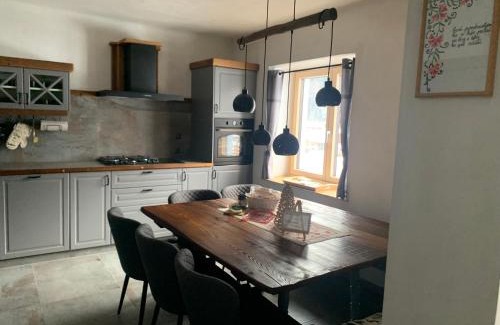 Podkoren Maison | Hiša Pod gorami II*-house with wellness
