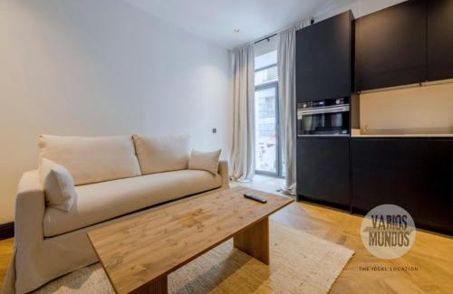Barrio de La Latina Appartement | Historia Madrileña para 4, vive en Calle del Aguila E3