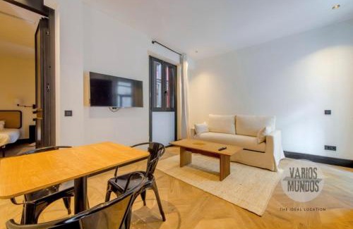 Barrio de La Latina Appartement | Historia Madrileña para 4, vive en Calle del Aguila E3