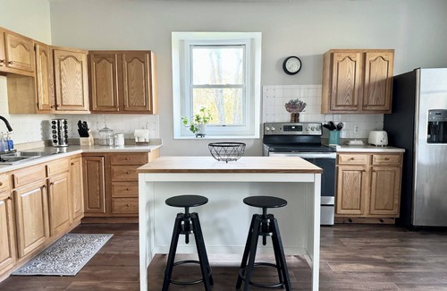 Lebanon - Pine Grove Maison | Historic 1803 Millstream House estate, newly renovated. 15 mins to Hershey!