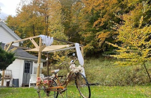Oliverea Maison | Historic 2BR Home +Patio in Quiet Catskills Hamlet