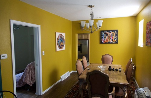Whittier Maison | Historic 3 bedroom Home in the Center of Denver