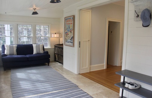 Wading River Maison | Historic 4 Bedroom w/ Pool, walking distance to beach, PERFECT FOR A FAMILY