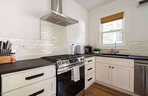 Uptown Appartement | The Calin & Magnifique Suite - NW 23rd Wonder