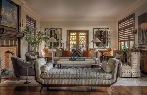 Downtown Tulsa Maison | Historic 7-bedroom Mansion on the Arkansas River