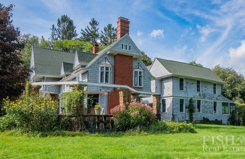 Eagles Mere Cottage | Historique "Altamont" offre une vue imprenable sur Eagles Mere