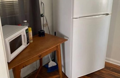 Valdosta Maison | Historic Apartment 1BR 1BA Ideal for longer stays 2F