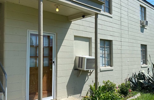 Valdosta Maison | Historic Apartment 1BR 1BA Ideal for longer stays 2F