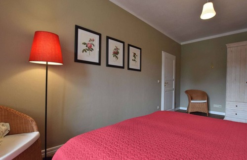 Satow Appartement | Historic Apartment in Gerdshagen with Garden