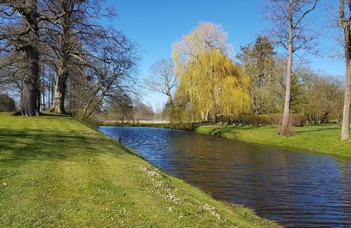Satow Appartement | Historic Apartment in Gerdshagen with Garden