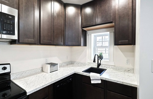 New Oxford Cottage | Historic Barker Cottage near Gettysburg