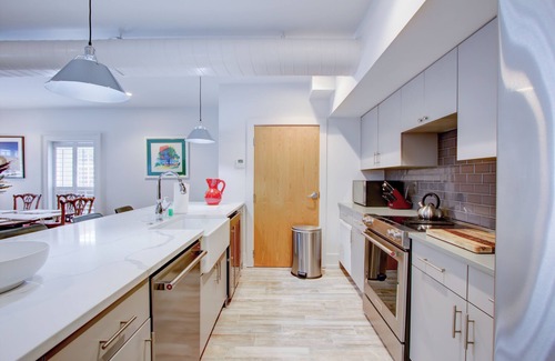 Charleston Historic District Copropriété | 2 Bed / 2 Bath Délice moderne dans le quartier historique