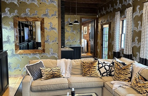 Exeter Maison | Historic Charm with modern amenities in Exeter, NH. 3 Bedrooms & Walk to town