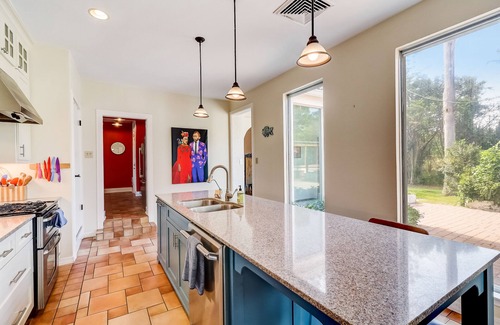 Oak Park - Northwood Maison | Historic charmer with a pool, gardens, gym, & game room- dogs ok