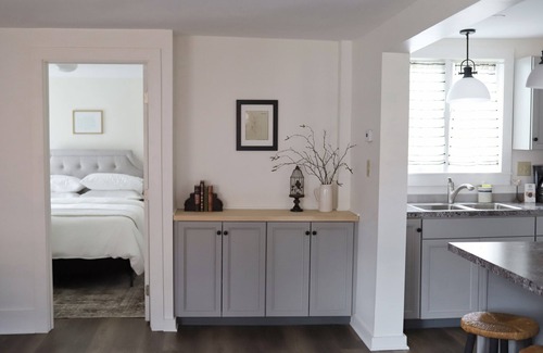 Clarence Appartement | Historic Clarence Hollow Apartment