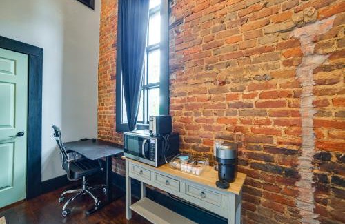 Marshall Appartement | Historic Downtown Marshall Efficient Studio Space