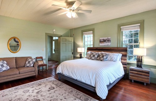 Marion Autre | Historic farm stay in the heart of Alabama's Black Belt Region.