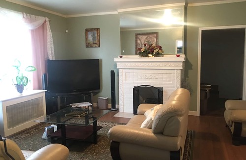 Forest Hill Maison | Historic Forest Hills Newark houseshare near NYC