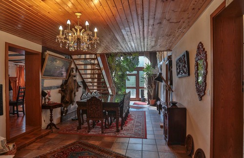 Gottsburen Maison | Historic Frame House with big garden, environment invites to hiking