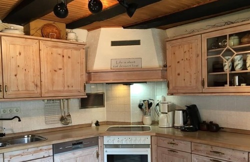 Gottsburen Maison | Historic Frame House with big garden, environment invites to hiking