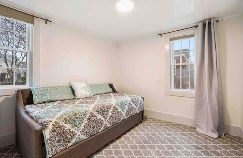 Newburyport Maison | Historic home w/ charming courtyard