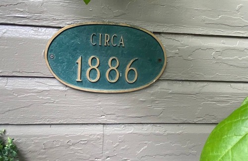 German Village Maison | Historic Home With Parking, Next to Schiller Park