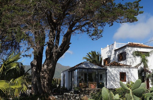 El Paso Maison | Maison historique avec de magnifiques vues sur la mer dans le sud de Aridanetal