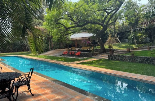 Cuernavaca Maison | Historic house with service and hot pool (1)