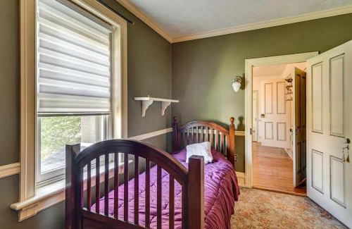Trumbauersville Maison | Historic Main Street Getaway