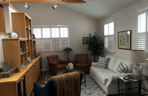 Garrett Park Maison | Historic prestigious open concept Garrett Park House on spacious corner lot