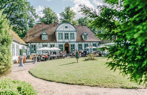 Friedrichsmoor Maison | Historic property between Berlin & Hamburg, for up to 10 people