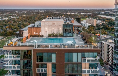 Rainey Street Historic District Copropriété | Historic Rainey St 30th-floor condo with breath-taking views