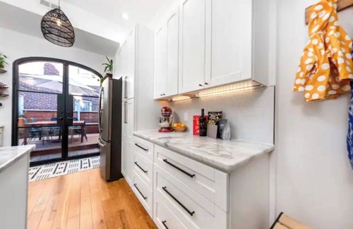 Shaw Maison | Historic rowhouse in heart of Shaw
