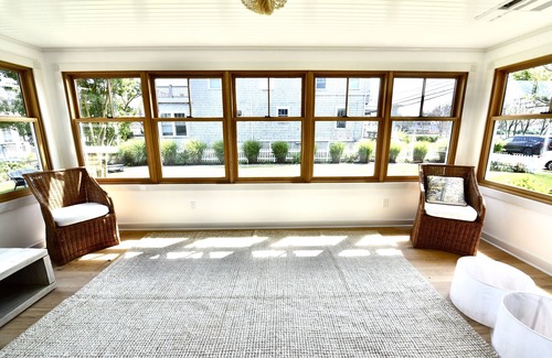 Avon Maison | Historic Sea Capt Home Overlooking Twilight Lake: Pool, Walk To Beach & Village