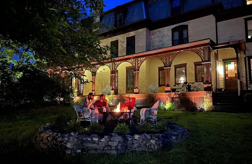 Seneca Falls Maison | Historic Seneca Falls Suite with Spa & Gardens