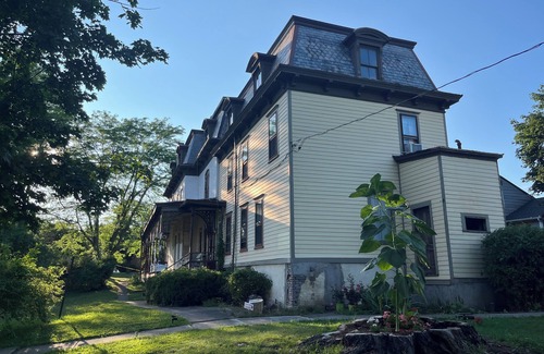 Seneca Falls Maison | Historic Seneca Falls Suite with Spa & Gardens